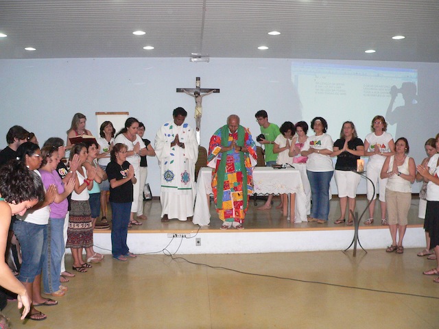 ROPA 44 - Foto Oscar Lepikson